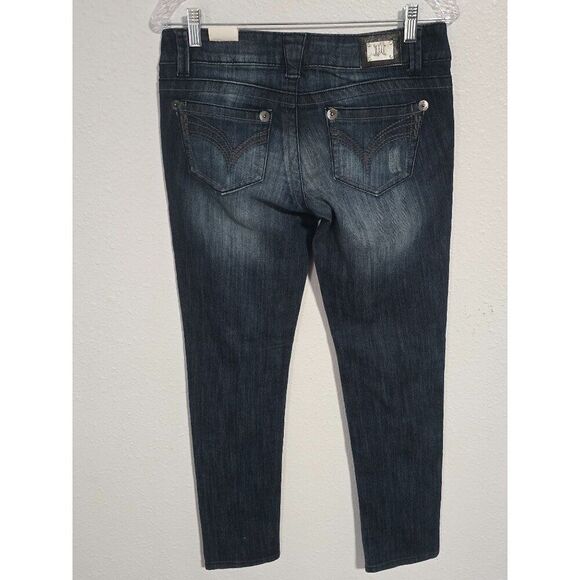 NWT Jolt Skinny Midrise Distressed  Jeans Womens Junior Sz 5 - Picture 3 of 5